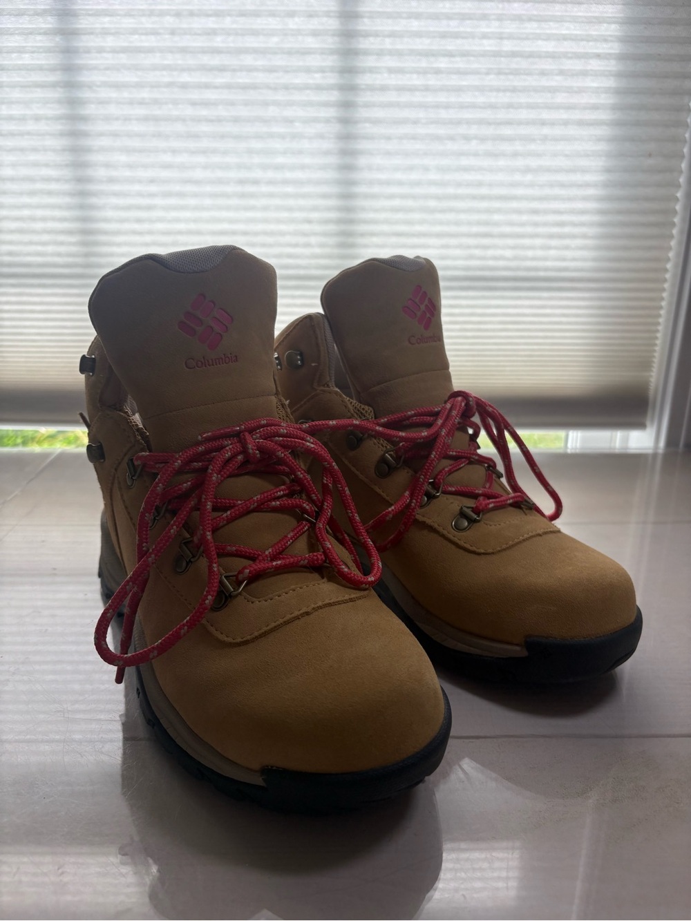 Columbia women’s Tan Hiking Boots with red Accents